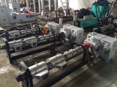 探尋專業吹膜機配件 螺桿與料筒的優質供應商——瑞安市云江塑料機械有限公司